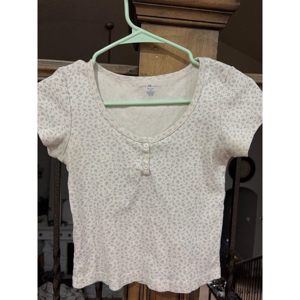 Brandy Melville Zelly Top White Blue Floral Pointelle Henley Baby Tee One Size
